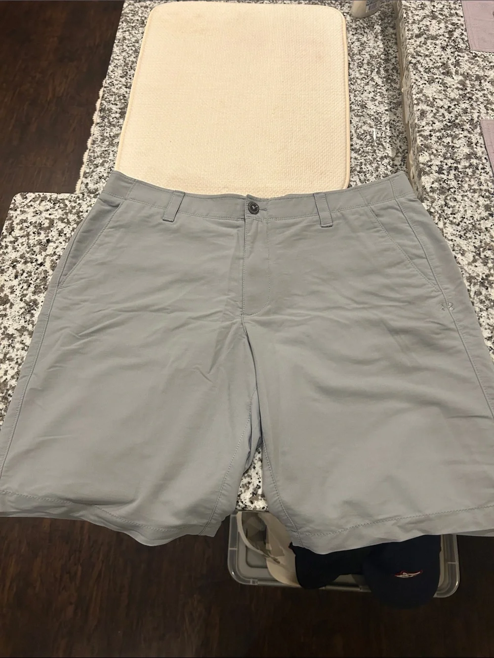 Men's Under Armour Gray Performance Golf Shorts 38